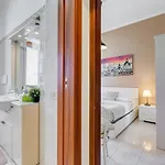 Karolina's Home, 2-bdr At Vatican Rome