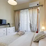Karolina's Home, 2-bdr At Vatican