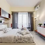 Karolina's Home, 2-bdr At Vatican Apartment