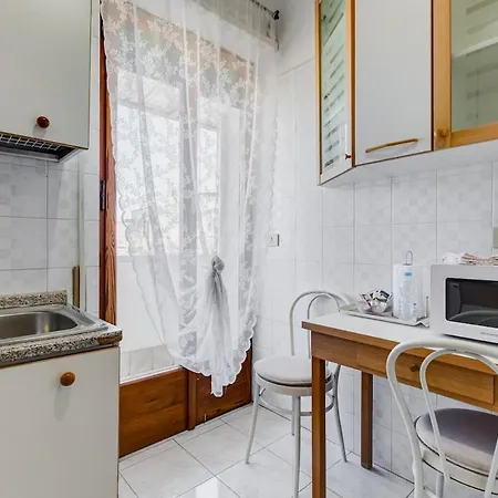 アパート Karolina's Home, 2-bdr At Vatican