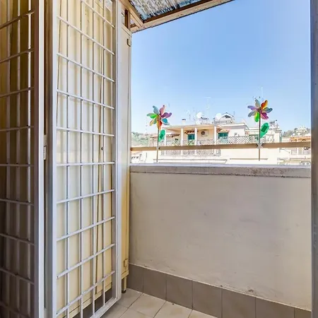 Karolina's Home, 2-bdr At Vatican Roma